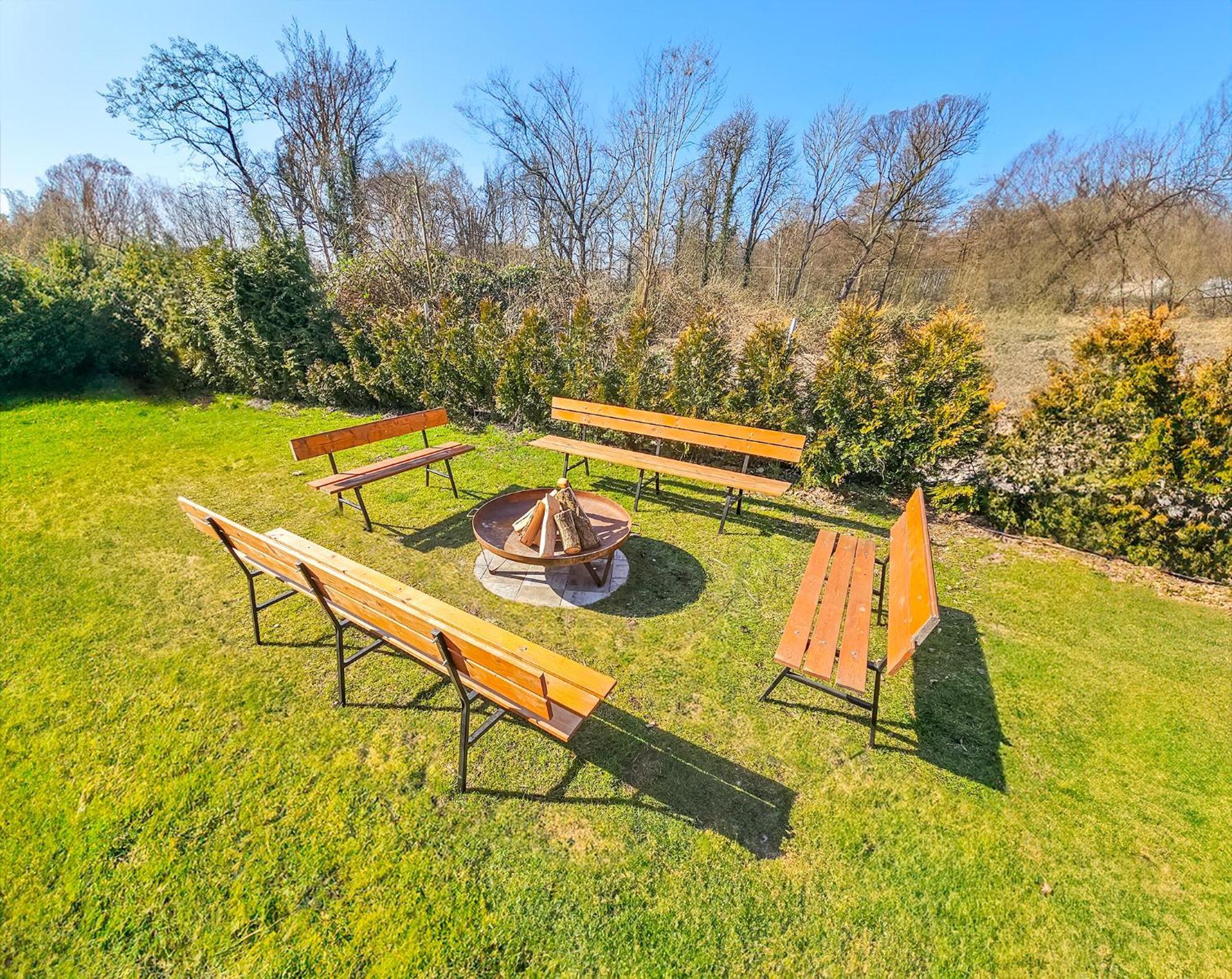 Holiday Home Vegas - House And Garten For Exclusive Use Колчево Екстер'єр фото